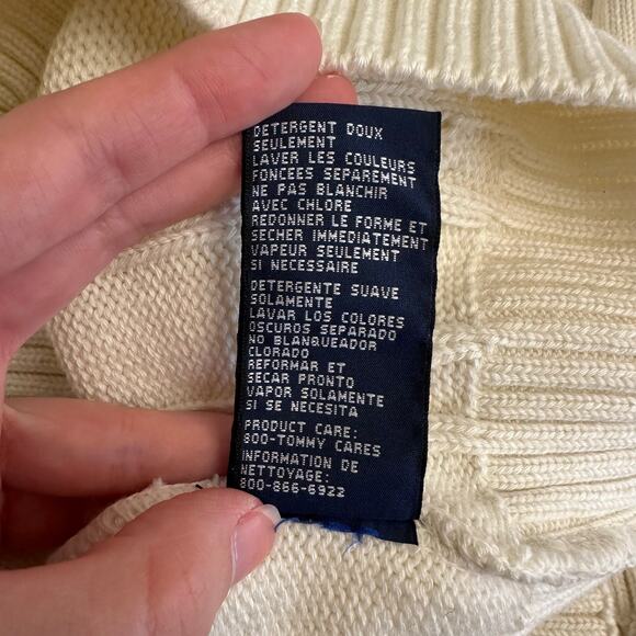 Tommy Hilfiger Vintage White Cable Knit Sweater Men’s Medium Crest Logo Pullover - Picture 7 of 8